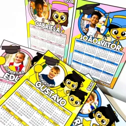 Calendários de formatura com fotos de alunos e datas importantes.