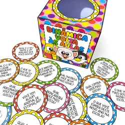 Brinquedo de perguntas e respostas para atividades escolares.