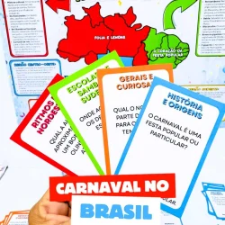 Painel interativo sobre o Carnaval no Brasil com mapas e perguntas educativas.