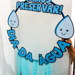 Enfeite de papel com gotas d'água para Dia da Água.