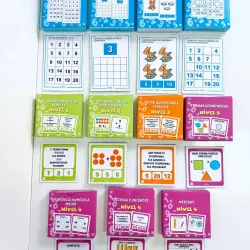 Conjunto de jogos de matemática para crianças com diferentes atividades educativas.
