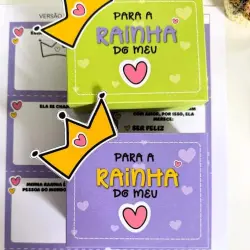 Caixinhas decoradas para o Dia das Mães com tema de rainha e amor.