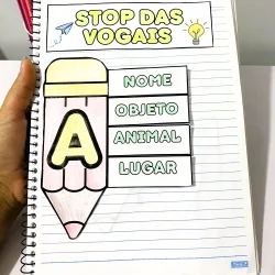 Atividade educativa para aprender vogais com desenho de lápis e palavras.
