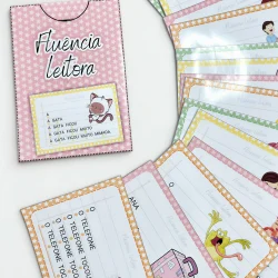 Fichas de leitura com palavras simples para fluência de leitura infantil.