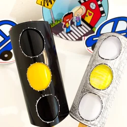 Brinquedo educativo de semáforo com cores para crianças.